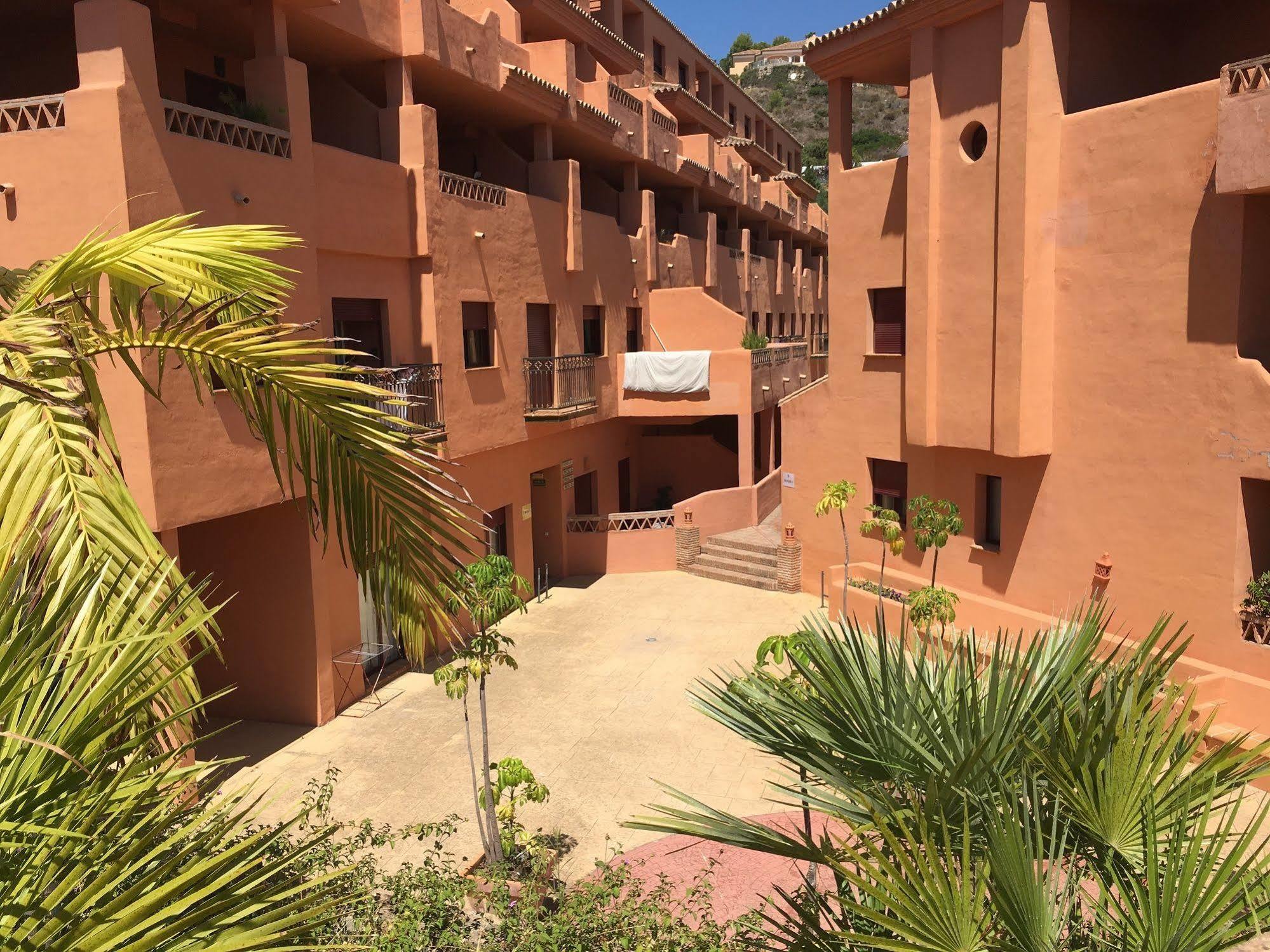 Royal Suites Marbella Benahavis Bagian luar foto