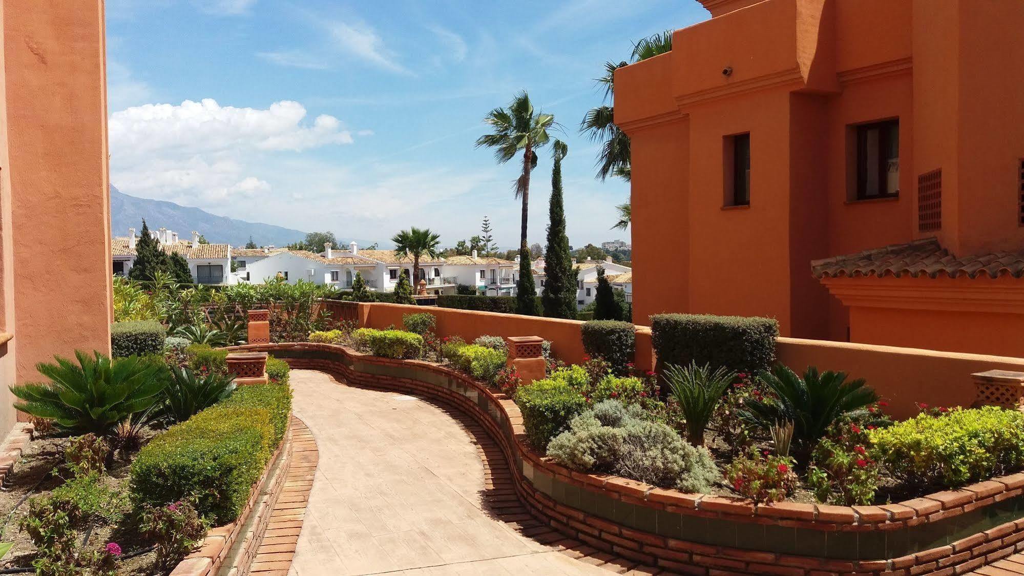 Royal Suites Marbella Benahavis Bagian luar foto