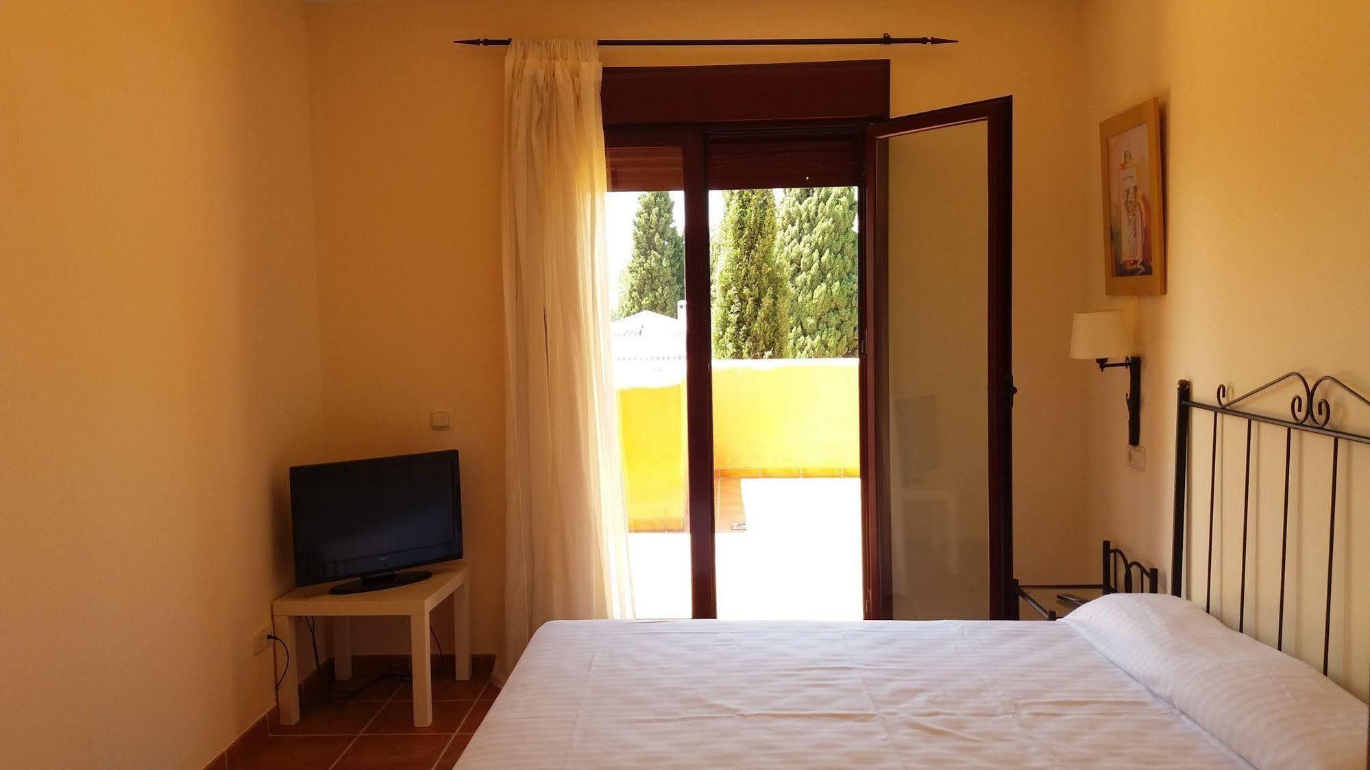Royal Suites Marbella Benahavis Bagian luar foto