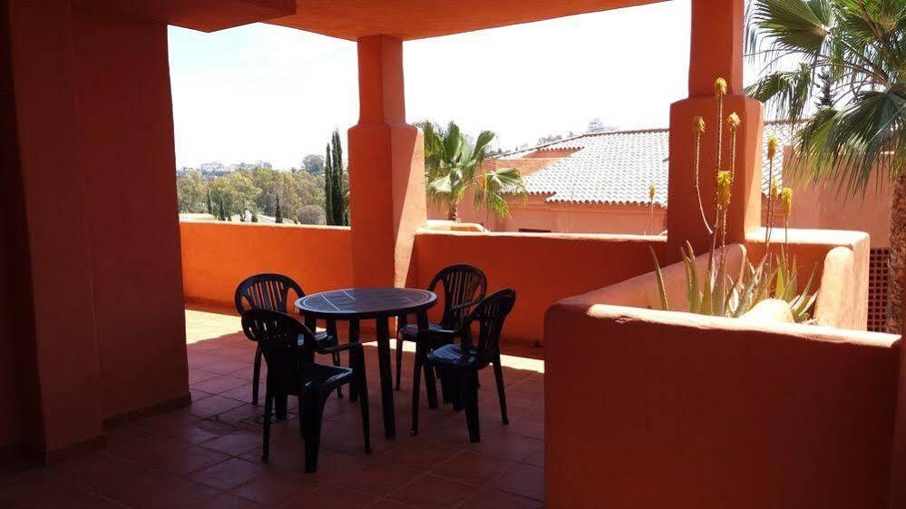 Royal Suites Marbella Benahavis Bagian luar foto